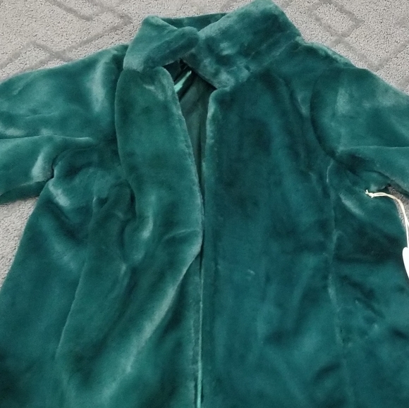 KELLY Emerald Green Coat - Picture 7 of 8